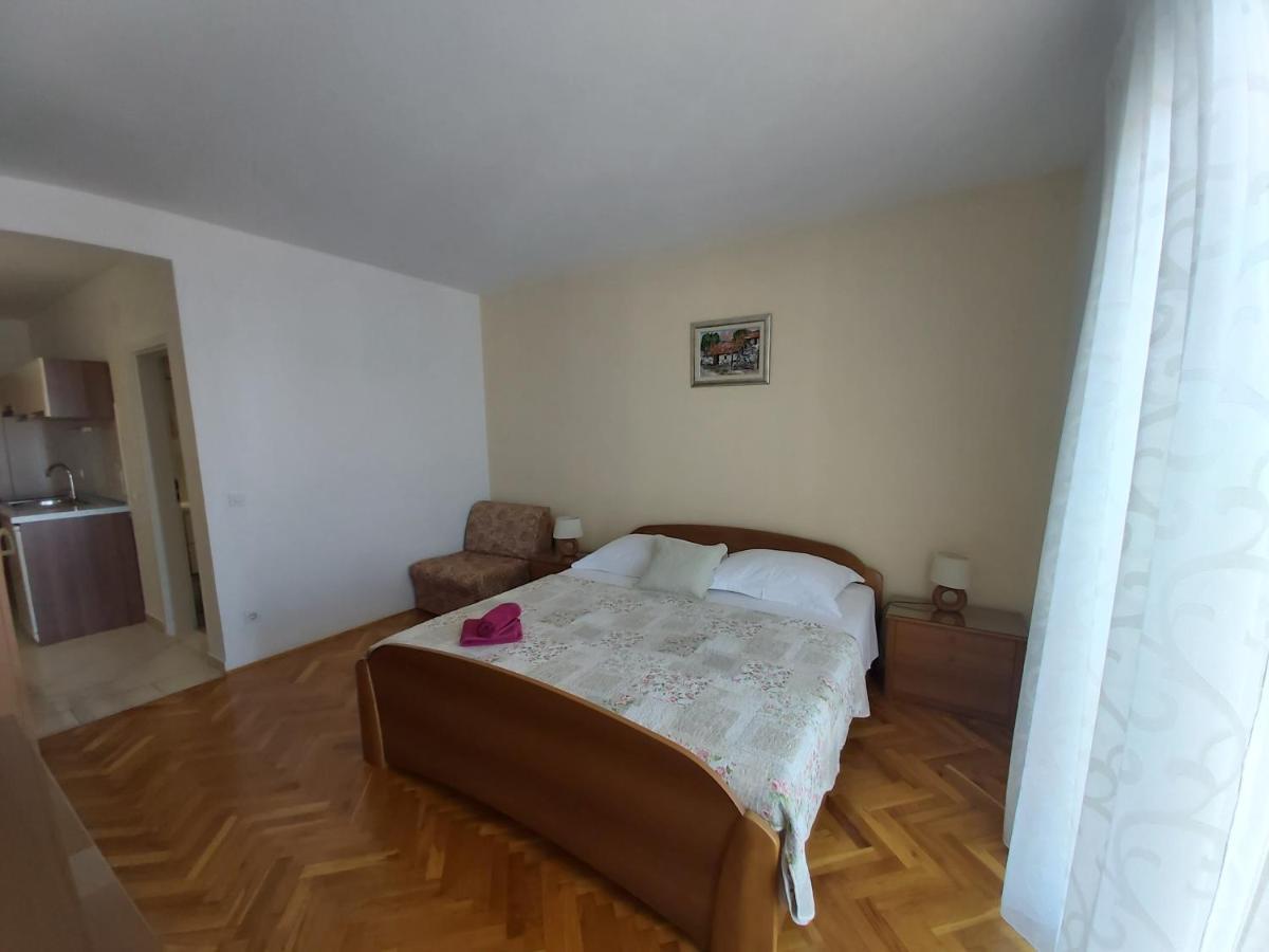 Apartments Marija Brela Luaran gambar