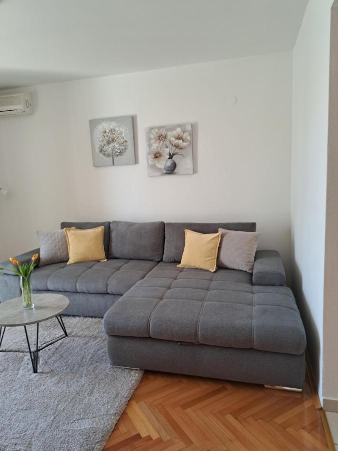Apartments Marija Brela Luaran gambar