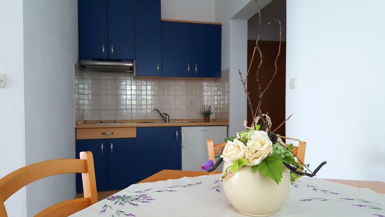 Apartments Marija Brela Luaran gambar